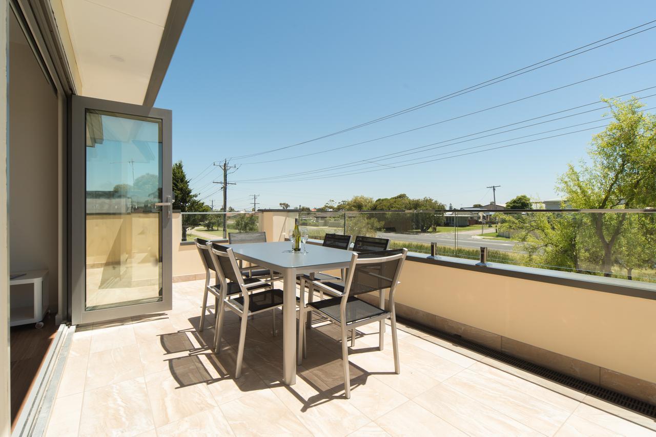 Rosewater Townhouses Dromana Luaran gambar
